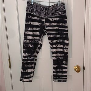 Lululemon Cropped Leggings Black and White Striped